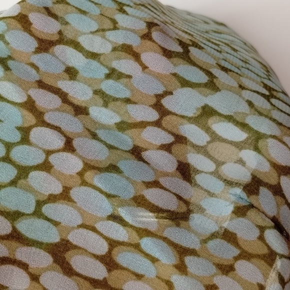 CAbi Blouse 602 Size Medium Pebble Blue Green Print Sheer Flowy Shirt Sleeve - Picture 12 of 12